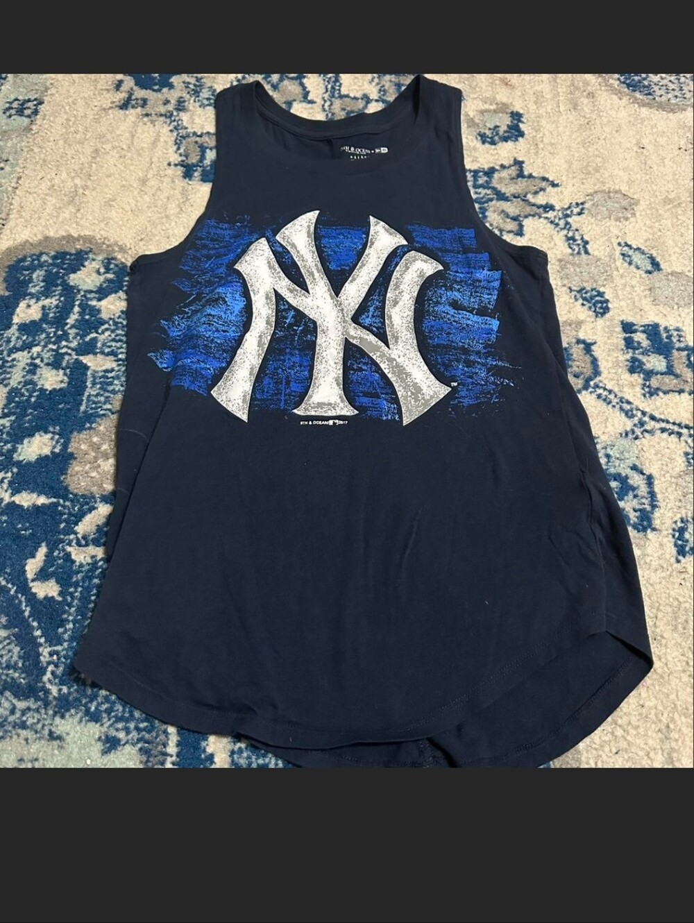 5th & Ocean. Womens navy blue New York Yankees tank top. Size Medium